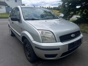 Peugeot 207 Tendance/Tüv Neu/Wartung Neu 189.000 km 2.690 &euro; Troisdorf 53844