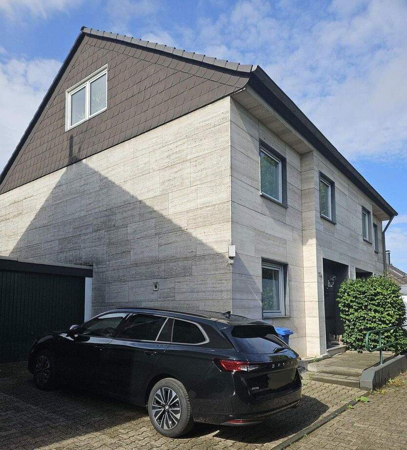 Attraktive 5 Zi.-Doppelhaushälfte in bester Lage *PROVISIONSFREI* 5 zimmer