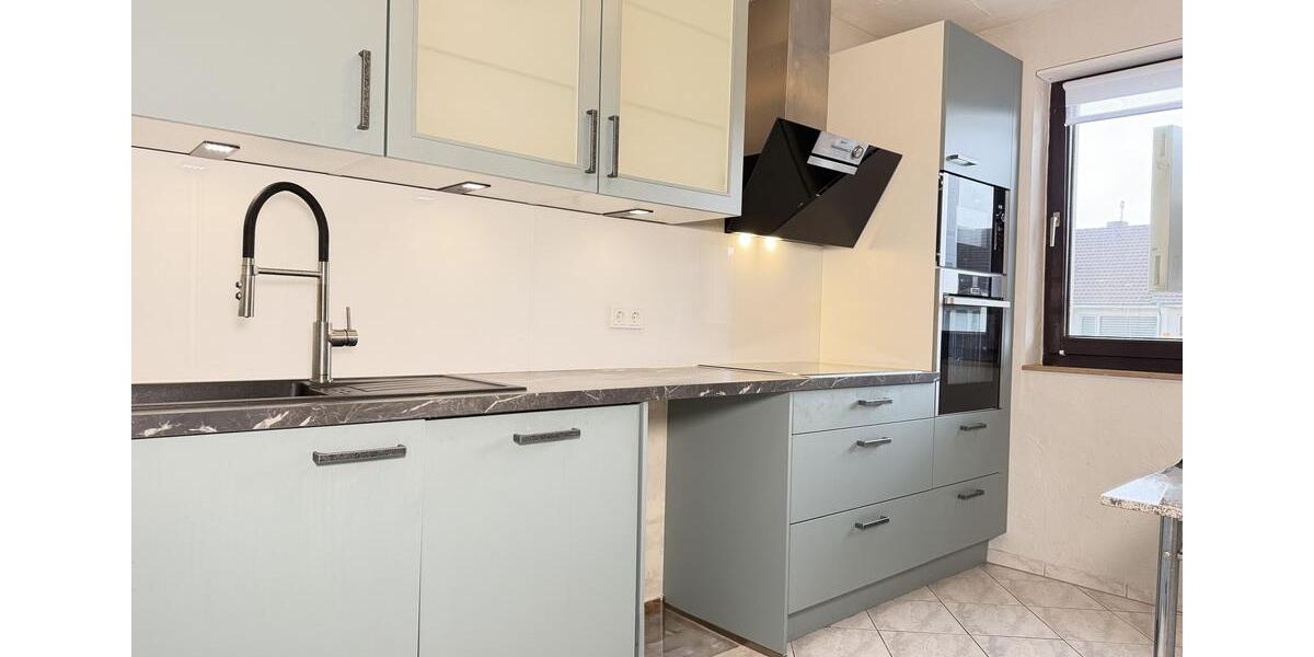 Maisonettenwohnung Bergisch Gladbach Gronau - 3 Zimmer, 125 m&sup2;, 1.300&euro; | Angebot:25293131