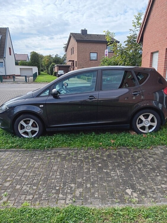 Seat Altea 198.000 km 2.500 € Erftstadt 50374