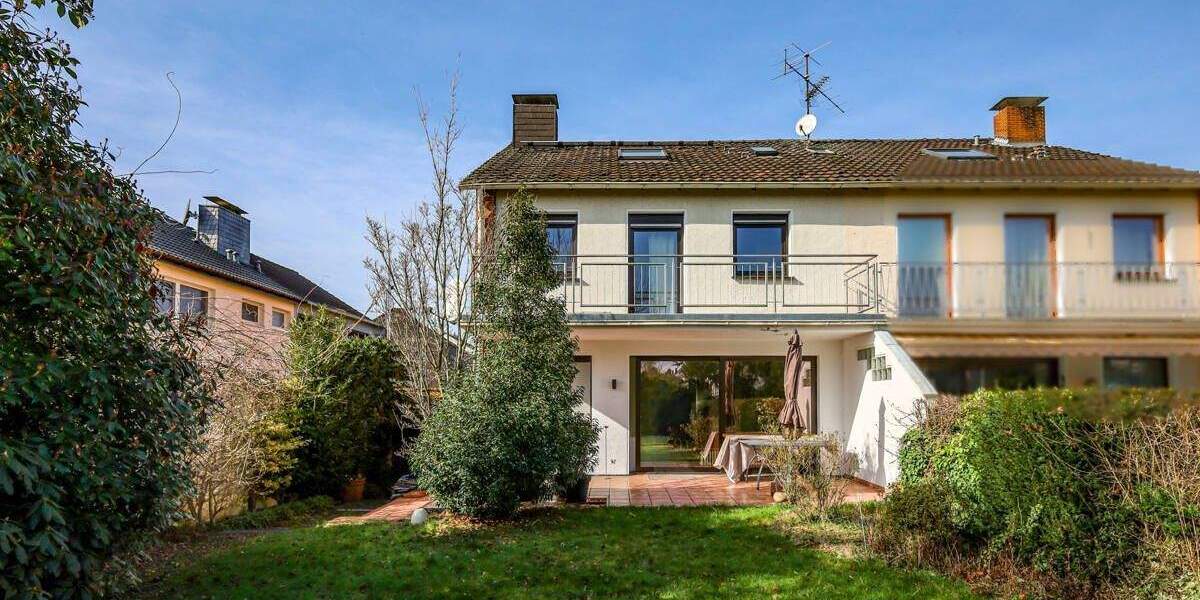 Doppelhaushälfte Langenfeld / Reusrath Reusrath - 6 Zimmer, 121 m&sup2;, 450.000&euro; | Angebot:25473873