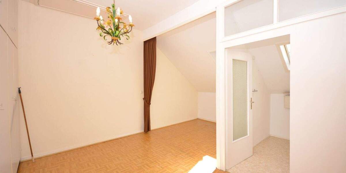 Einfamilienhaus Brühl - 7 Zimmer, 210 m&sup2;, 948.000&euro; | Angebot:25709846