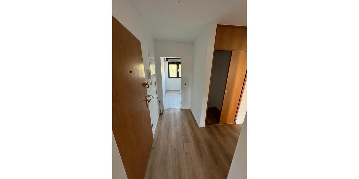 Etagenwohnung Bonn Auerberg - 3 Zimmer, 83 m&sup2;, 1.450&euro; | Angebot:26413530