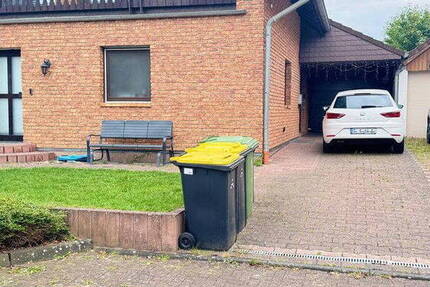 Modernisierte Doppelhaushälfte mit einer Praxis in Troisdorf Altenrath