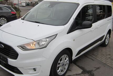Ford Tourneo Connect 152.100 km 11.990 &euro; Köln 51105