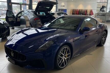 Maserati Granturismo 11.500 km 148.490 € Köln 50829