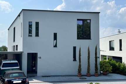 Wohnung Bergisch Gladbach Alt-Frankenforst - 5 Zimmer, 250 m&sup2;, 2.975&euro; | Angebot:27570824