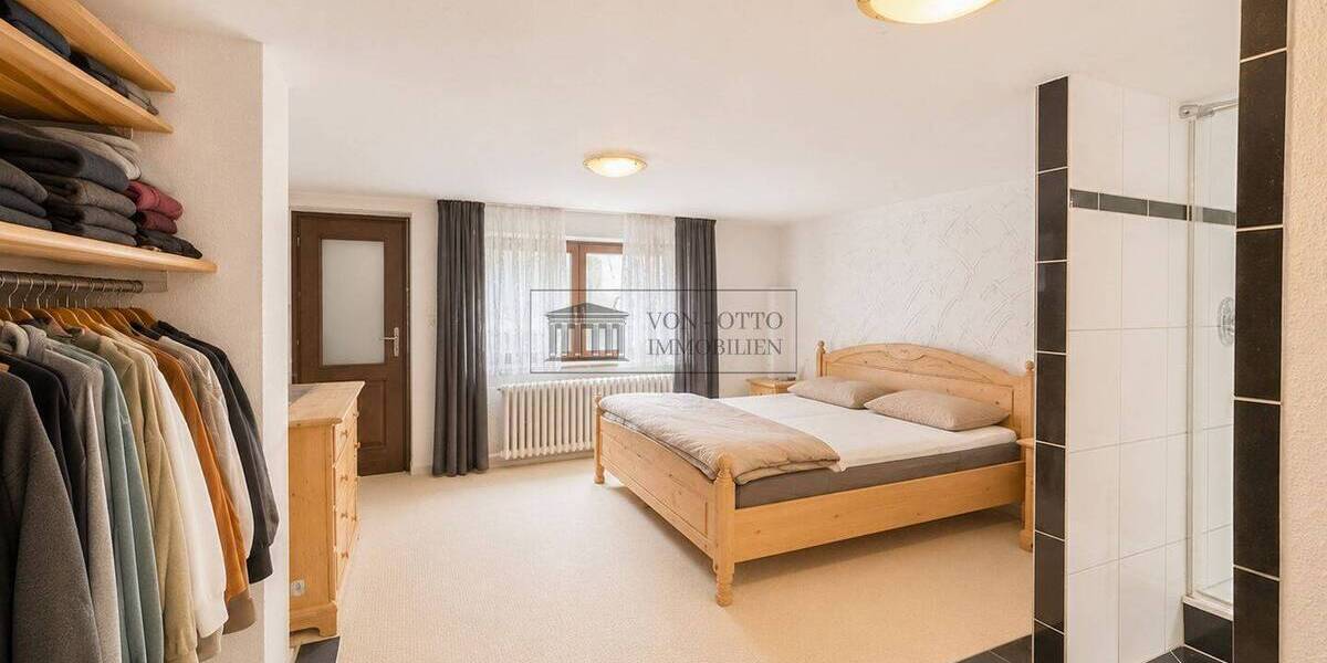 Mehrfamilienhaus, Wohnhaus Köln Pesch - 4 Zimmer, 120 m&sup2;, 465.999&euro; | Angebot:26903585