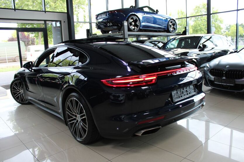 Porsche Panamera 74.075 km 51.700 € Brühl 50321