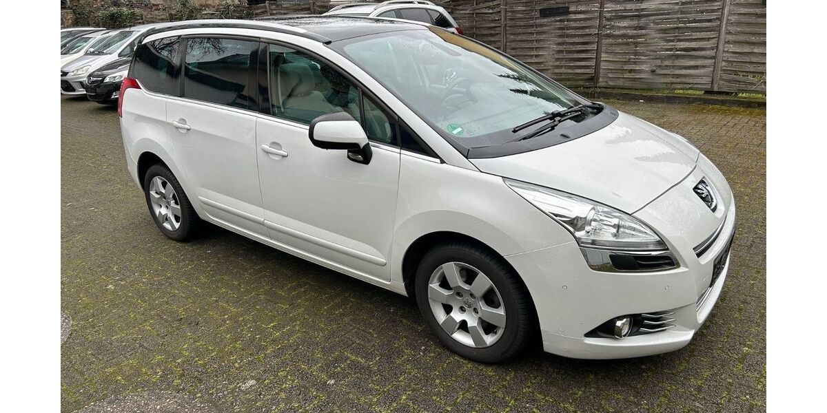 Peugeot 5008 159.000 km 3.700 &euro; Köln 51069