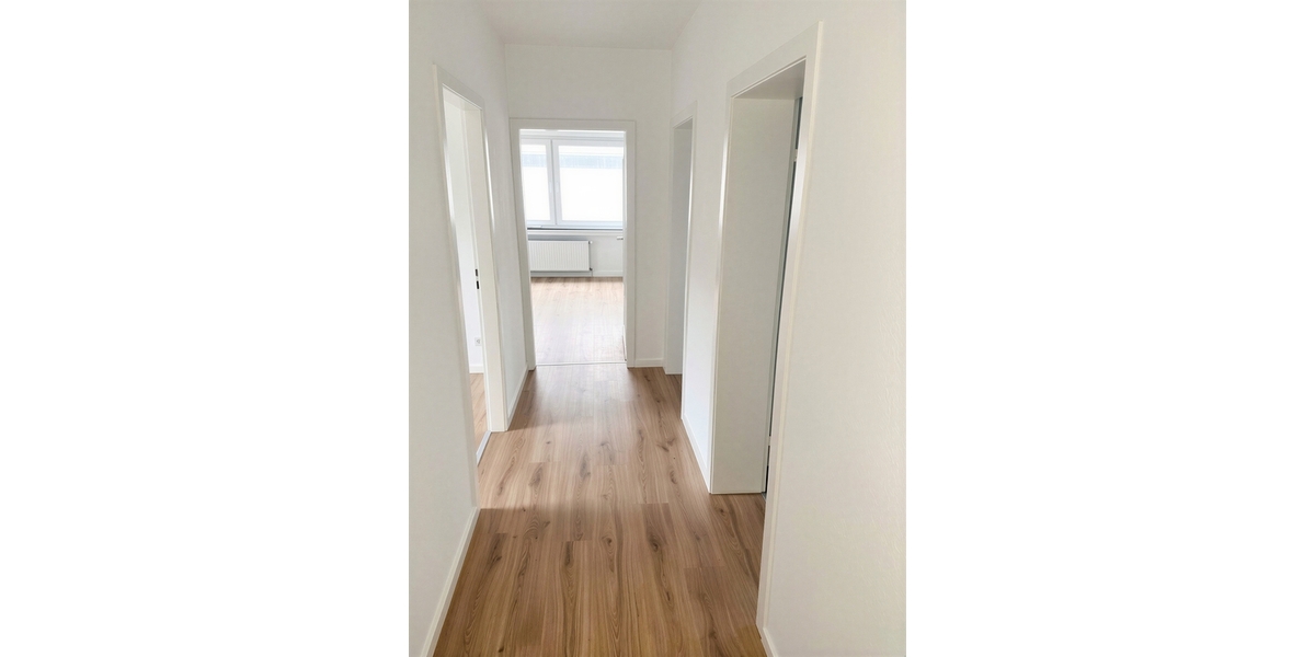 Modernisierte 3-Zimmer-Wohnung mit Südwestbalkon in grüner Lage - Erdgeschoßwohnung Solingen Höhscheid | Angebot:27112576