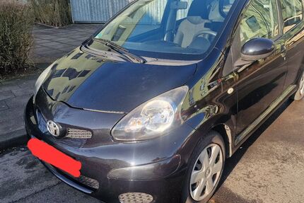 Toyota Aygo (X) 106.800 km 3.450 &euro; Köln 50827