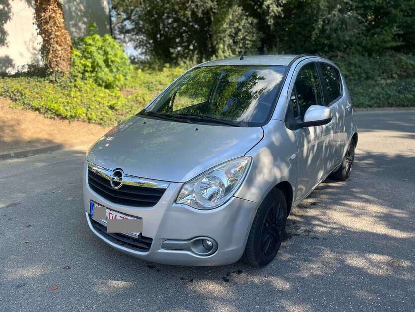 Opel Agila 140.500 km 4.900 € Solingen 42655