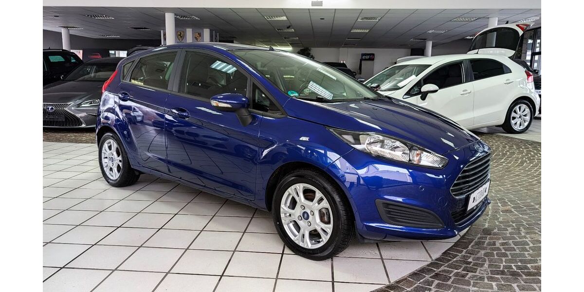 Ford Fiesta 43.600 km 7.699 &euro; Hilden 40721