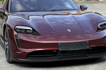 Porsche Taycan 19.970 km 69.790 &euro; Frechen (bei Köln) 50226