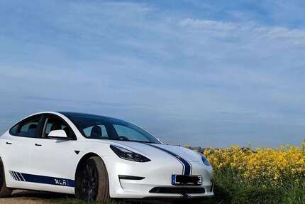 Tesla Model 3 68.964 km 32.299 &euro; Bergheim 50129
