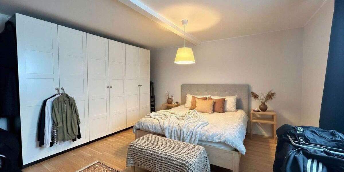 Etagenwohnung Hennef - 3 Zimmer, 108 m&sup2;, 299.000&euro; | Angebot:25739497