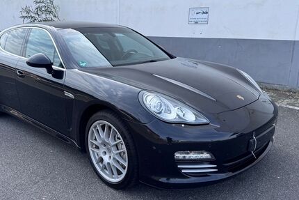 Porsche Panamera 157.000 km 25.700 &euro; Erftstadt 50374