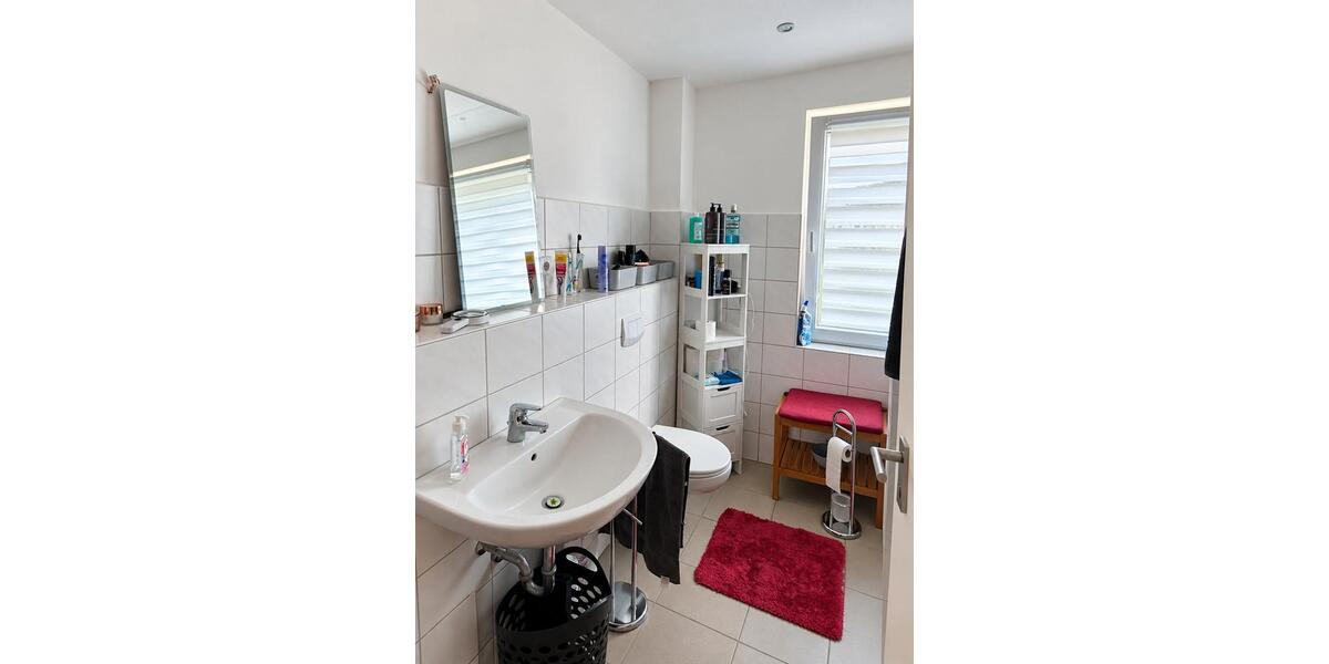 Etagenwohnung Wermelskirchen - 3 Zimmer, 79 m&sup2;, 540&euro; | Angebot:27595083