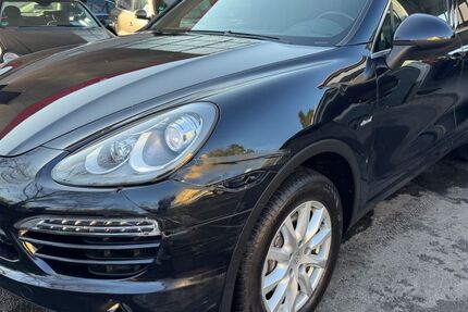 Porsche Cayenne 323.500 km 13.950 € Köln 51107