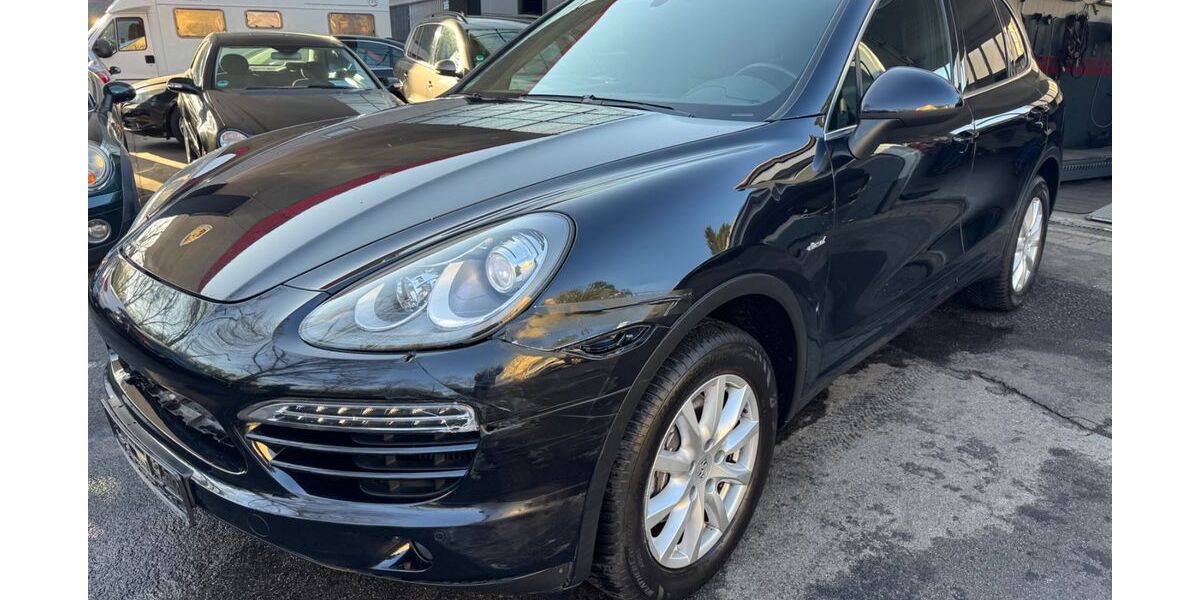 Porsche Cayenne 323.500 km 13.950 € Köln 51107