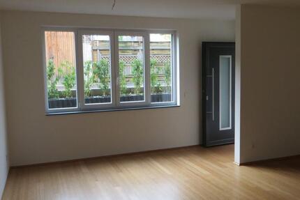 Wohnung Köln Rodenkirchen - 2 Zimmer, 60 m&sup2;, 899&euro; | Angebot:25375725