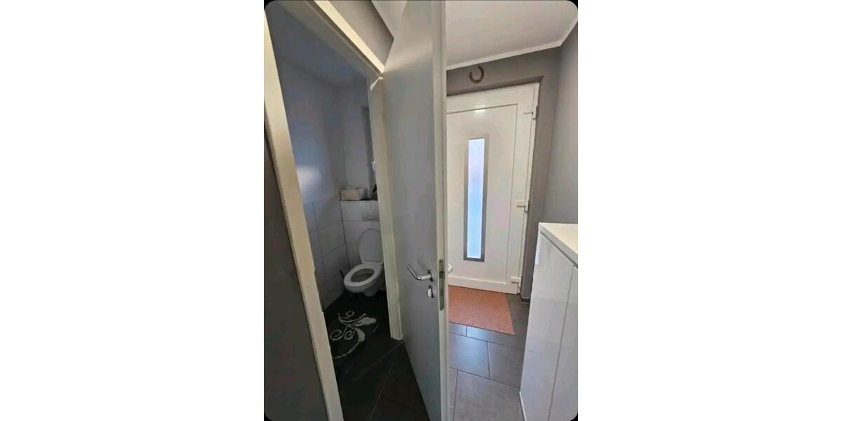 Reihenhaus Köln Kalk - 5 Zimmer, 127 m&sup2;, 2.200&euro; | Angebot:25163560