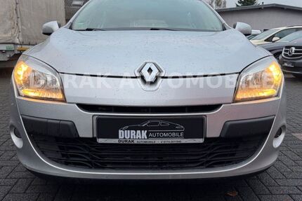Renault Megane 331.120 km 2.999 &euro; Siegburg 53721