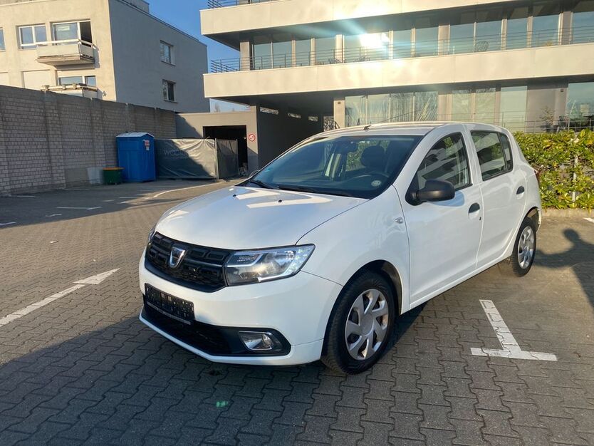 Dacia Sandero 118.000 km 4.600 € Köln 50739