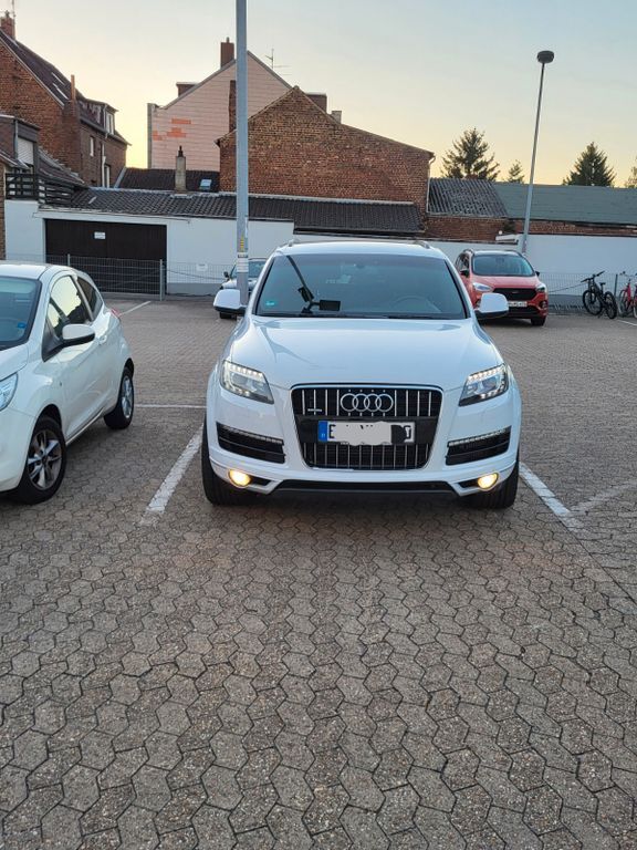 Q7