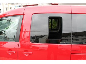 VW Caddy 2,0 Tdi 5-Sitzer 1.Hd NAVI Scheckheft gepfle 296.000 km 7.940 &euro; Bonn 53225