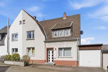 Haus Köln / Meschenich Meschenich - 7 Zimmer, 233 m&sup2;, 499.000&euro; | Angebot:26210727