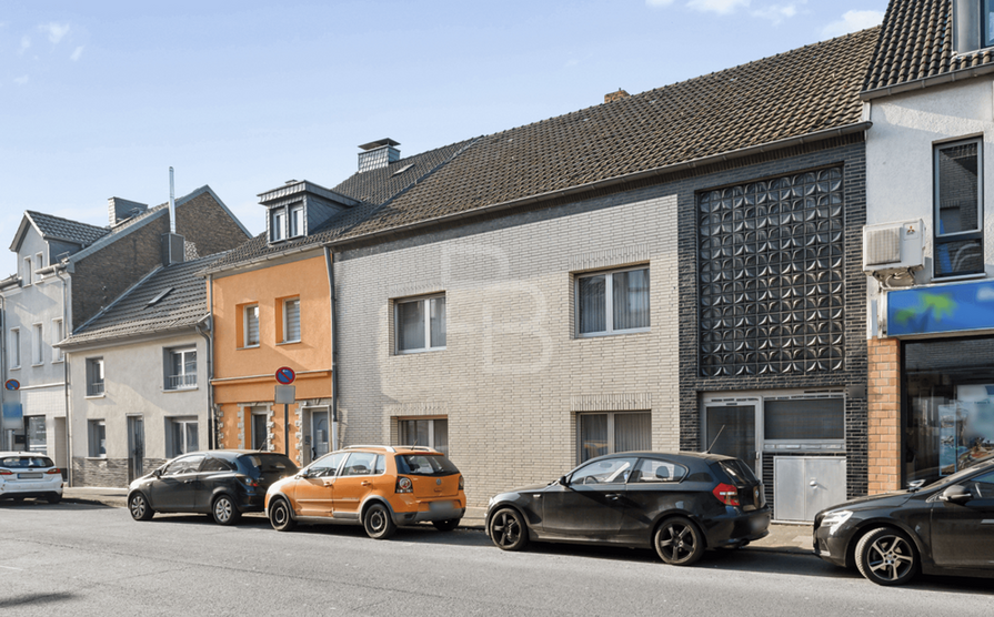 Haus zum Kaufen in Köln 659.000 € 201 m²