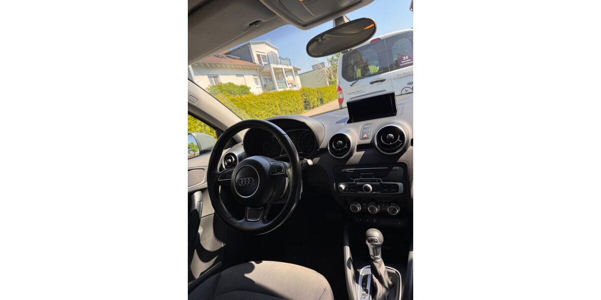 Audi A1 128.000 km 13.000 &euro; Elsdorf 50189