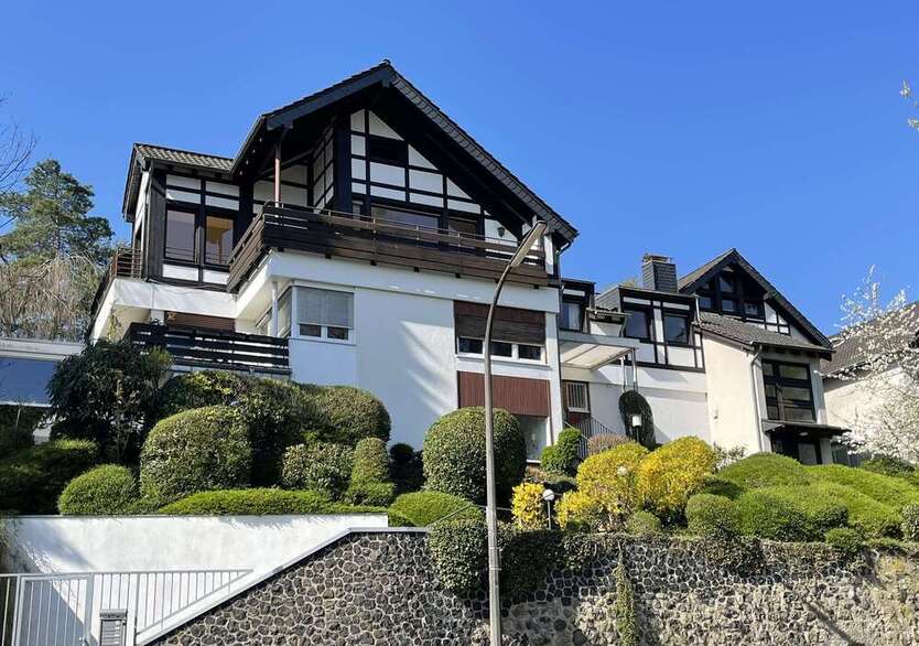 Wohnung zum Kaufen in Bonn 470.000 € 151.85 m²