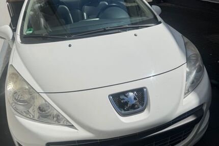 Peugeot 207 85.300 km 4.900 &euro; Köln 50859