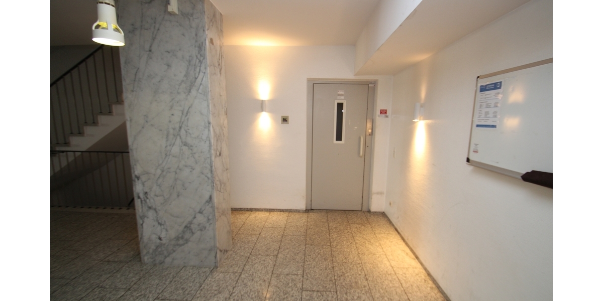 Mit 3D: Ihr Logenplatz über Bonn-Kessenich – helle Wohnung mit Loggia, schöner Aussicht und stufenlosem Zugang - Etagenwohnung Bonn Dottendorf | Angebot:25571387