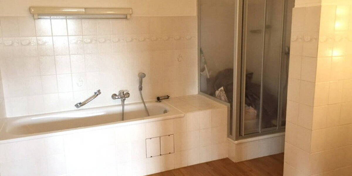 Etagenwohnung Siegburg Dreesch - 3 Zimmer, 105 m&sup2;, 1.195&euro; | Angebot:26801706