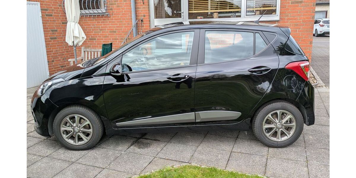 Hyundai i10 30.700 km 7.480 &euro; Dormagen 41540