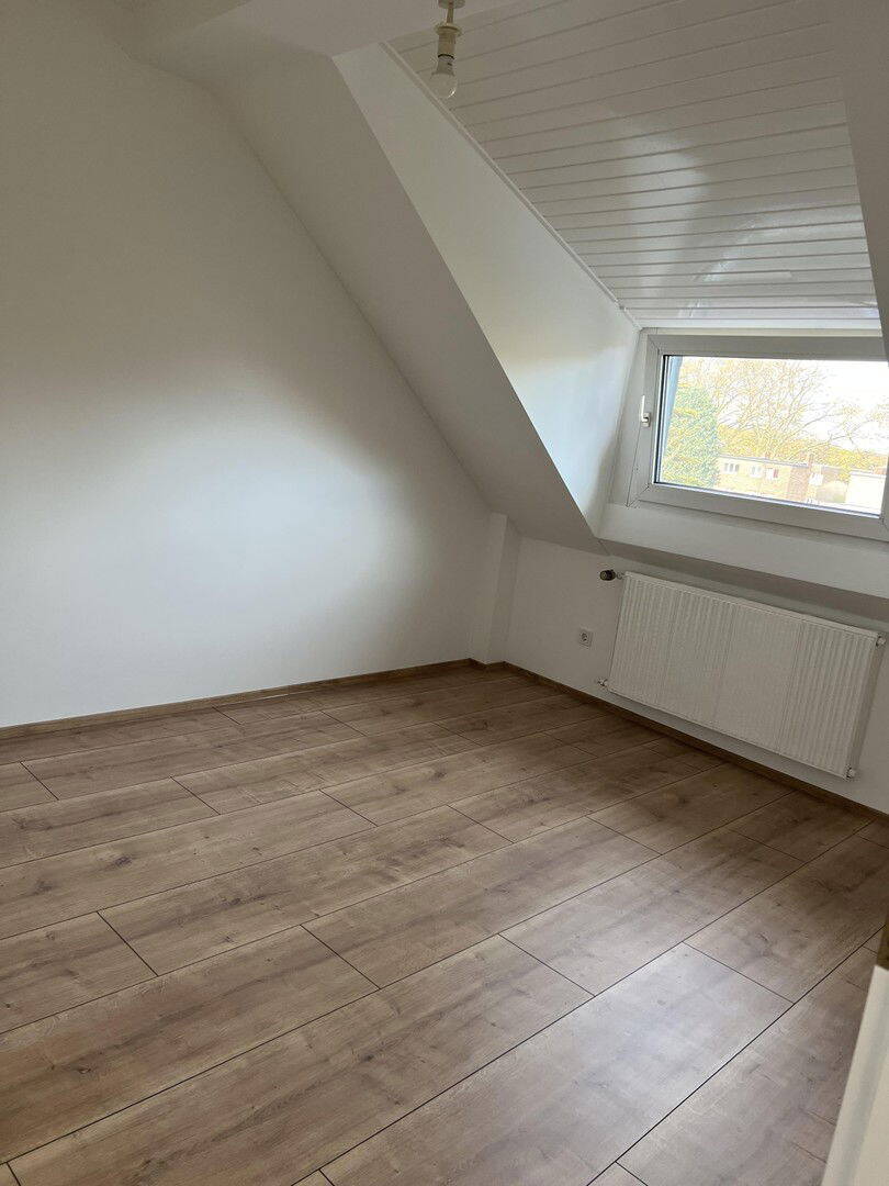 Gemütliches Einfamilienhaus mit Garten, in Frechen-Zentrum 6 zimmer