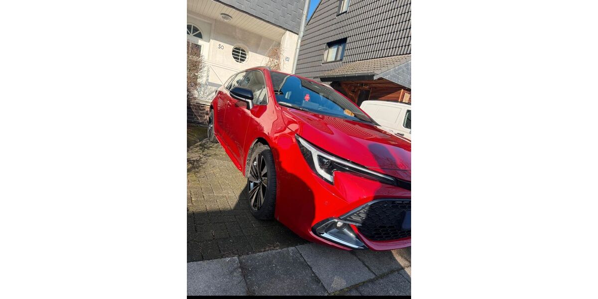 Toyota Corolla 6.000 km 22.000 &euro; Wesseling 50389