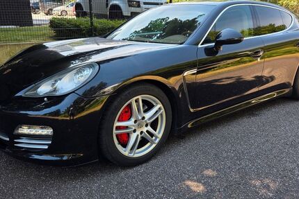 Porsche Panamera 177.800 km 15.495 &euro; Köln 50827