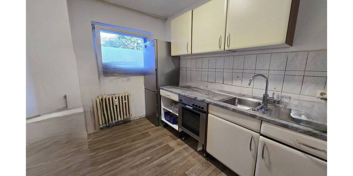 Etagenwohnung Leverkusen Wiesdorf - 3 Zimmer, 81 m&sup2;, 180.000&euro; | Angebot:23964226