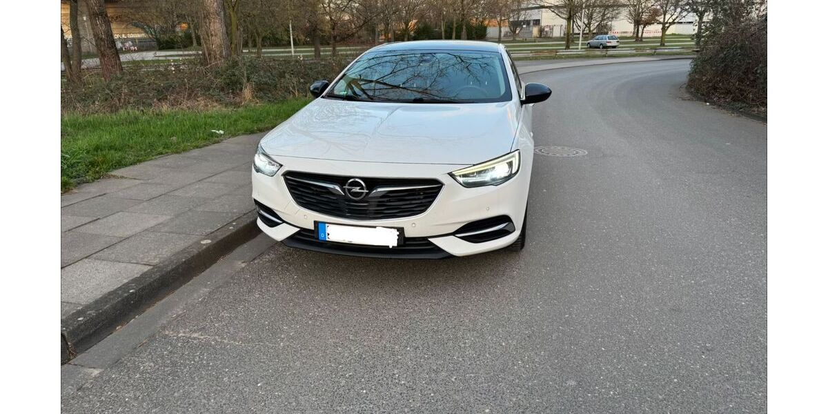 Opel Insignia 114.000 km 10.000 &euro; Bonn 53117