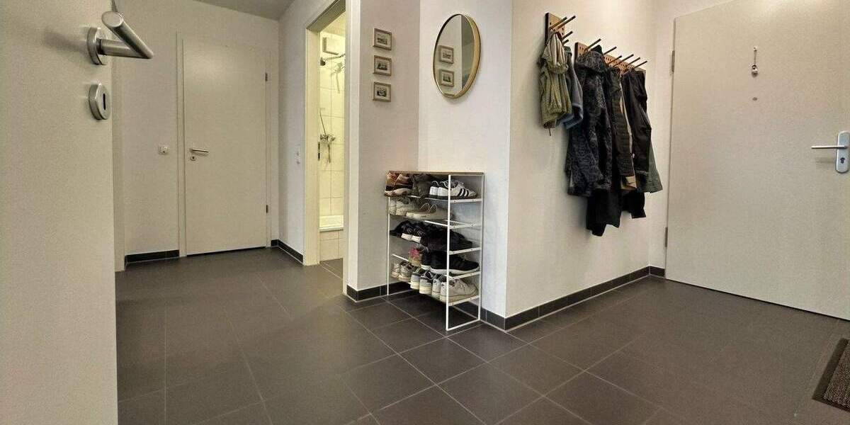 Etagenwohnung Köln Niehl - 4 Zimmer, 85 m&sup2;, 520.000&euro; | Angebot:24049698