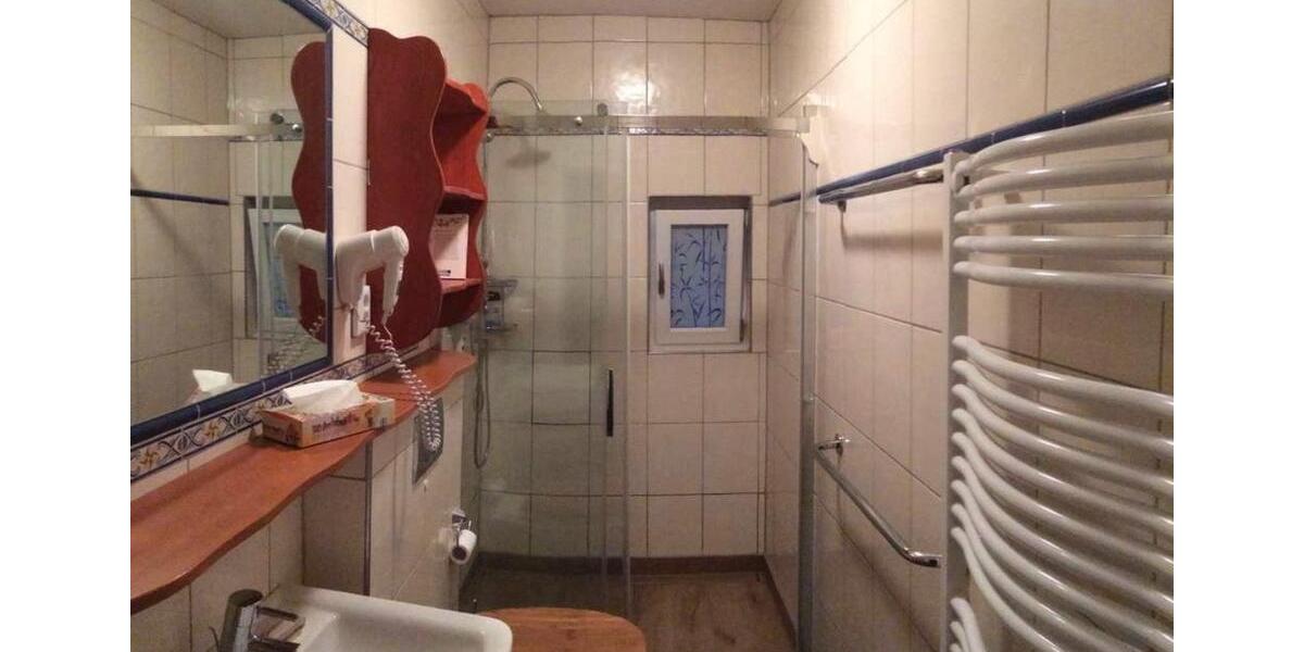 Einfamilienhaus Wermelskirchen - 4 Zimmer, 90 m&sup2;, 1.200&euro; | Angebot:27615796