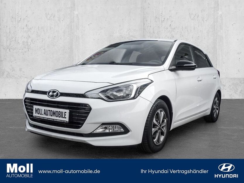 Hyundai i20 99.032 km 9.480 € Köln 50825
