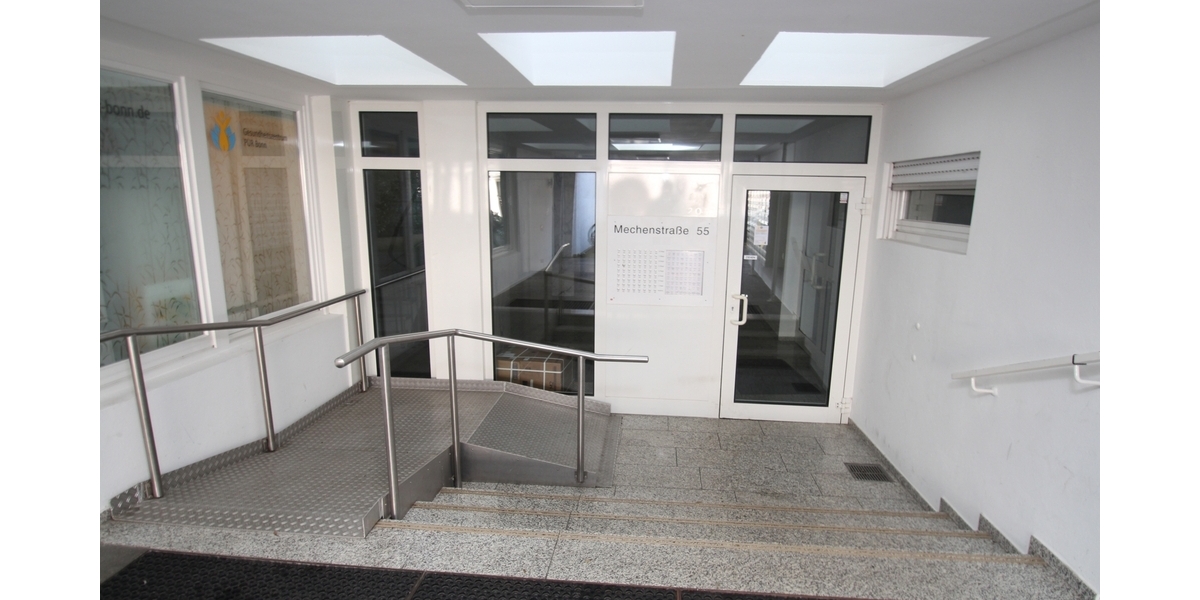 Mit 3D: Ihr Logenplatz über Bonn-Kessenich – helle Wohnung mit Loggia, schöner Aussicht und stufenlosem Zugang - Etagenwohnung Bonn Dottendorf | Angebot:25571387