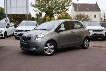 Toyota Yaris 170.000 km 4.990 € Leverkusen 51373