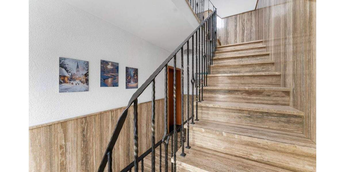 Mehrfamilienhaus, Wohnhaus Odenthal Hüttchen - 8 Zimmer, 251 m&sup2;, 399.000&euro; | Angebot:25387766